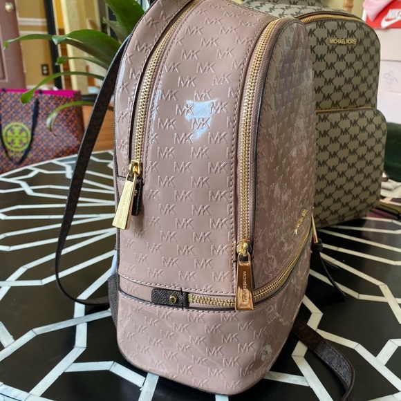 Micheal Kors Rhea Zip Logo Bookbag - Picture 3 of 13